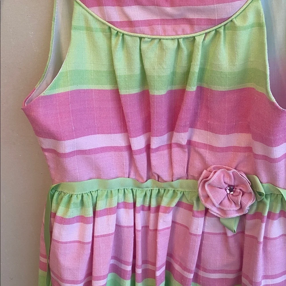 Rare Editions delightful dress